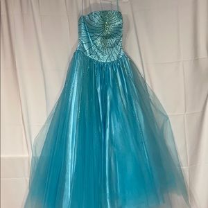 Prom dress
